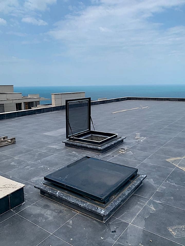 Özelleştirilmiş Ölçülerde Düz Camlı Işıklık